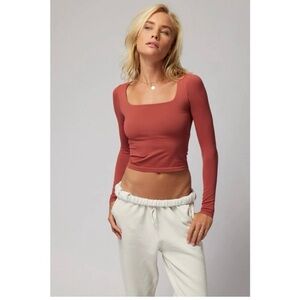 Spiritual Gangster Shayla Seamless
Long Sleeve in Rosewood